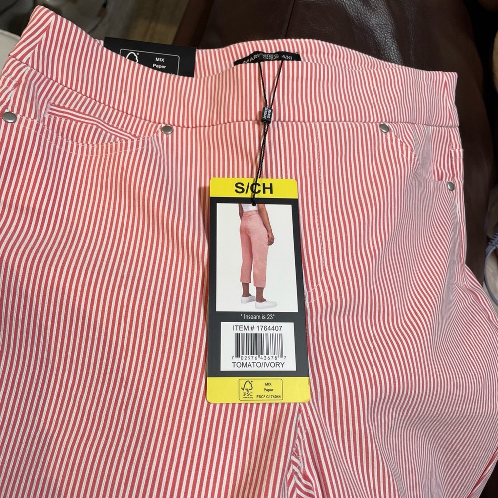 Mario Serrani Pink and White Striped Capri Pants